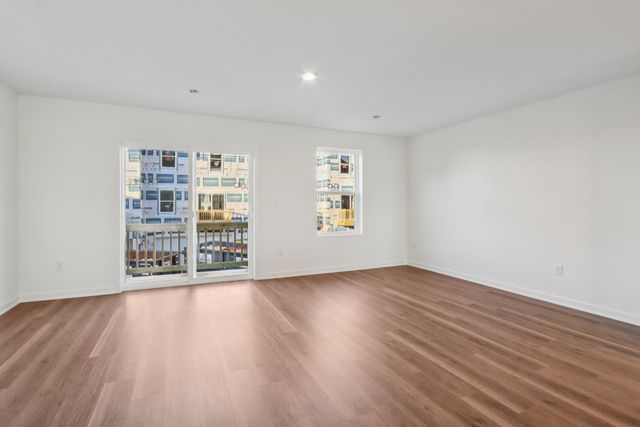 871 Briar Glen Court, Hampshire, IL 60140