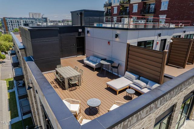 615 W Peace Street 306, Raleigh, NC 27605