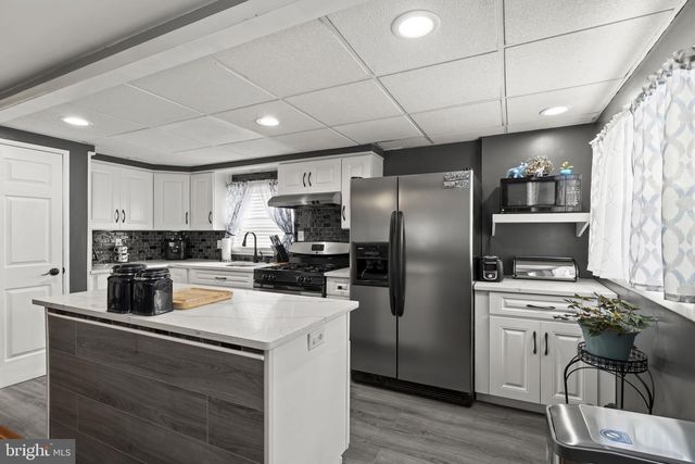 2733 TREMONT ST, Philadelphia, PA 19136