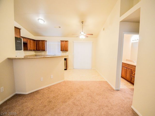 3825 GULLIVER Street, Las Vegas, NV 89115