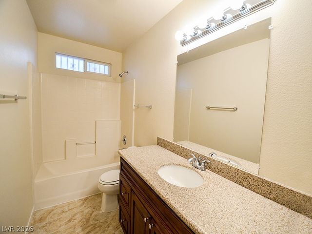 3825 GULLIVER Street, Las Vegas, NV 89115