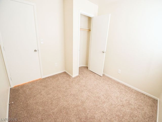 3825 GULLIVER Street, Las Vegas, NV 89115