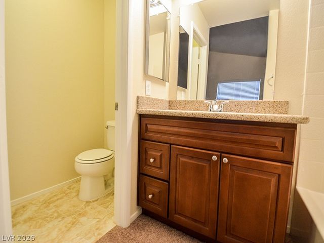 3825 GULLIVER Street, Las Vegas, NV 89115