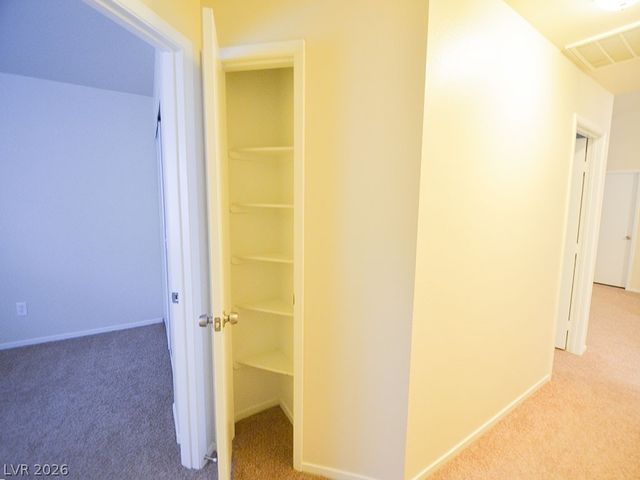 3825 GULLIVER Street, Las Vegas, NV 89115