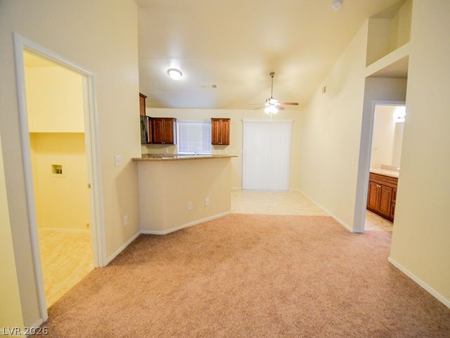 3825 GULLIVER Street, Las Vegas, NV 89115