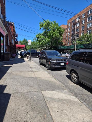 5782 Mosholu Avenue, Bronx, NY 10471