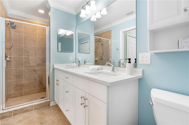 9727 Acqua CT 434, Naples, FL 34113