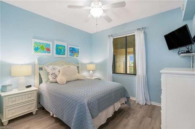 9727 Acqua CT 434, Naples, FL 34113