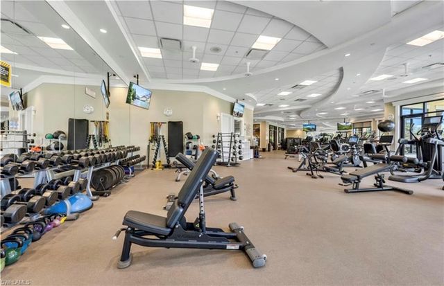 9727 Acqua CT 434, Naples, FL 34113