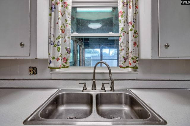 1719 Chadsworth Drive, Cayce, SC 29033