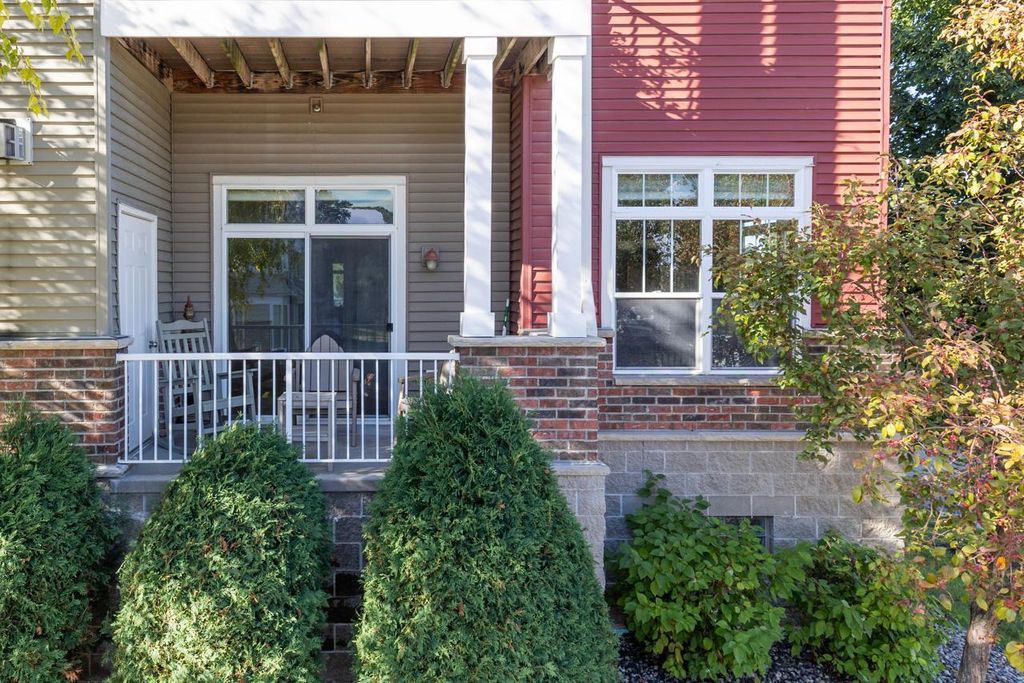 9630 Independence Circle 103, Chanhassen, MN 55317 — photo 2