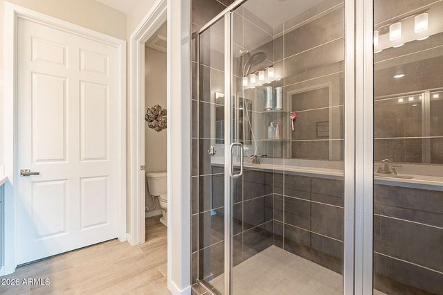 250 W QUEEN CREEK Road 206, Chandler, AZ 85248