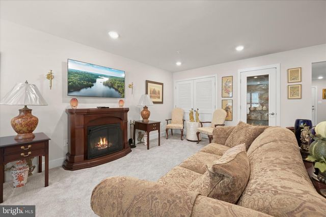 1420 CLINGMANS DOME DR, Frederick, MD 21702