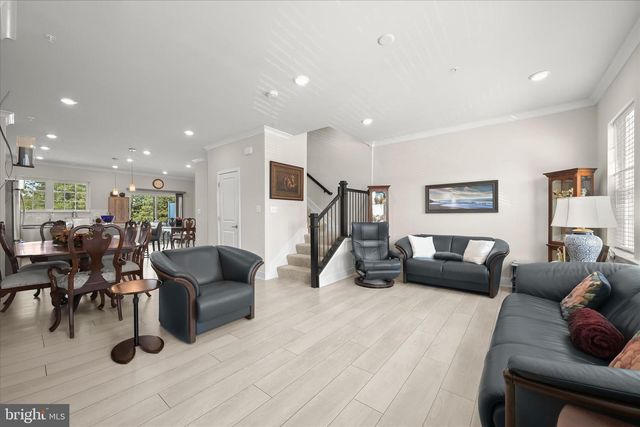 1420 CLINGMANS DOME DR, Frederick, MD 21702