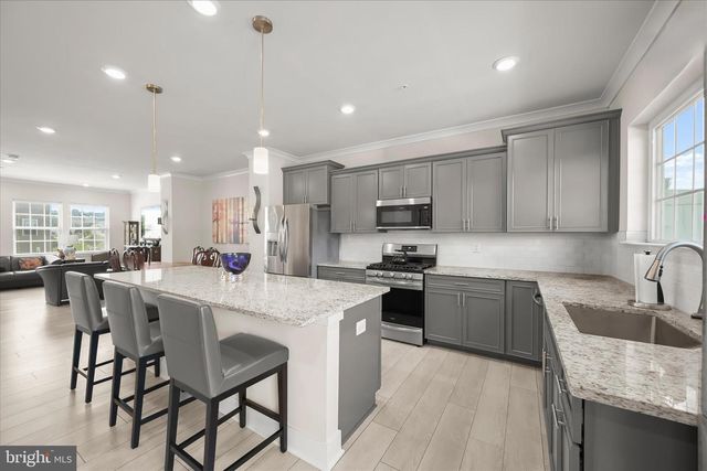 1420 CLINGMANS DOME DR, Frederick, MD 21702