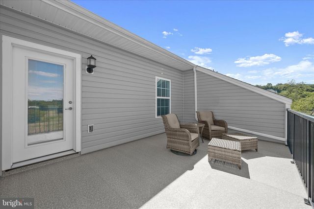 1420 CLINGMANS DOME DR, Frederick, MD 21702