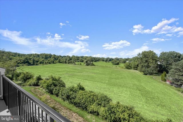 1420 CLINGMANS DOME DR, Frederick, MD 21702