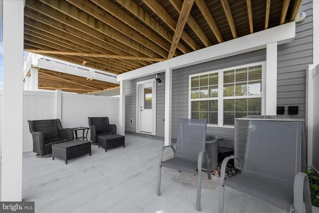 1420 CLINGMANS DOME DR, Frederick, MD 21702