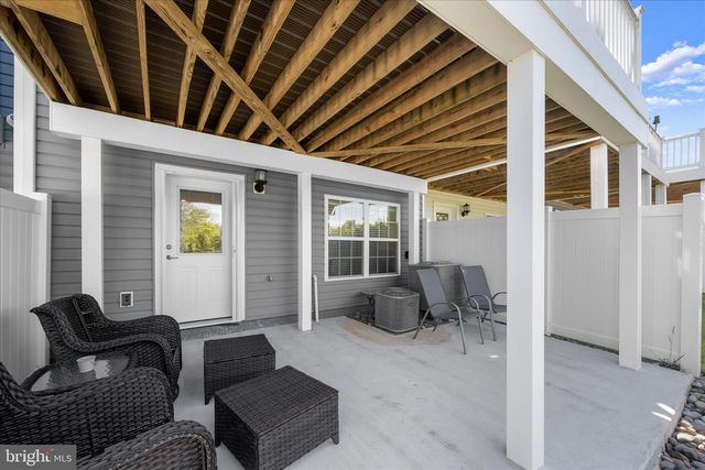 1420 CLINGMANS DOME DR, Frederick, MD 21702