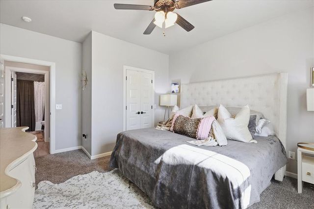 14716 Avignon Lane, Yukon, OK 73099