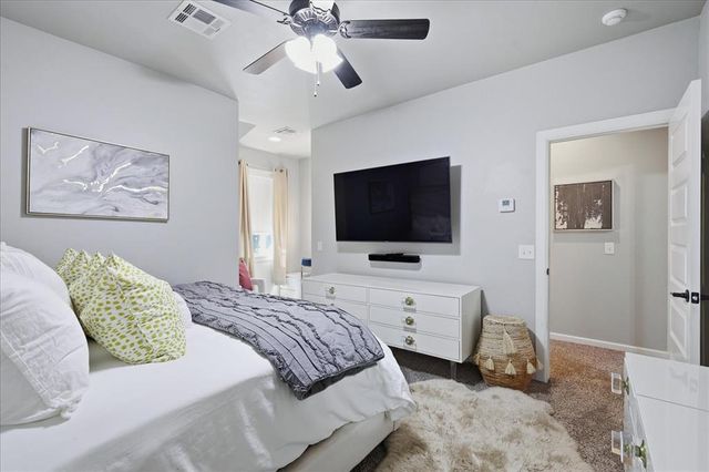 14716 Avignon Lane, Yukon, OK 73099