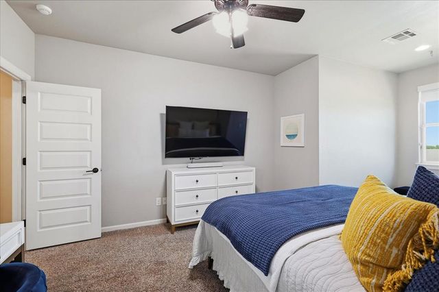 14716 Avignon Lane, Yukon, OK 73099