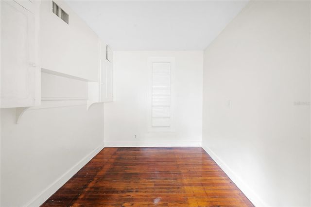 708 GROVE STREET N, St Petersburg, FL 33701