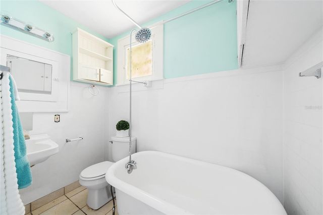 708 GROVE STREET N, St Petersburg, FL 33701