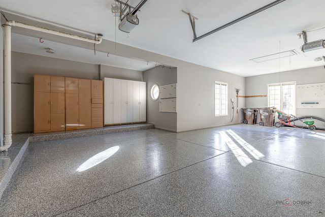 12 RIDERWOOD Road, North Barrington, IL 60010