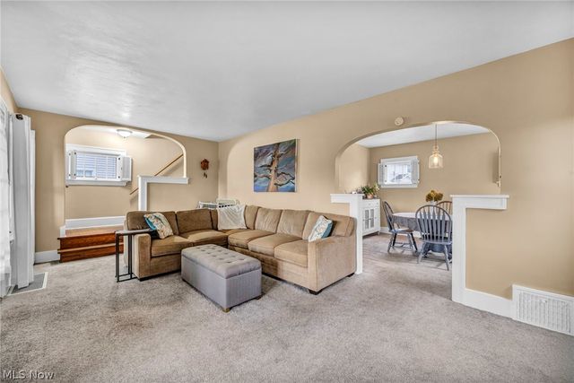 2209 W Erie Avenue, Lorain, OH 44052