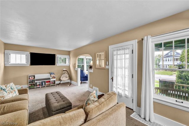2209 W Erie Avenue, Lorain, OH 44052