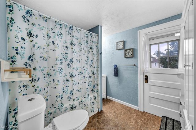 2209 W Erie Avenue, Lorain, OH 44052