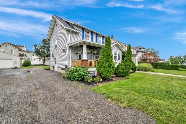 2209 W Erie Avenue, Lorain, OH 44052