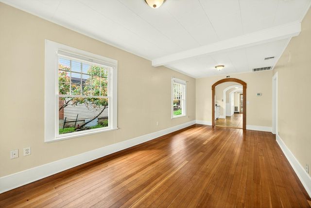 131 4th Street, Ashland, OR 97520