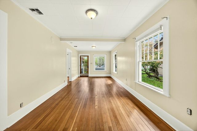 131 4th Street, Ashland, OR 97520