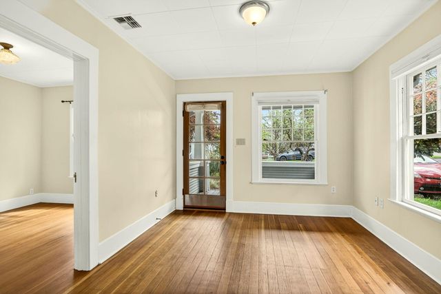 131 4th Street, Ashland, OR 97520