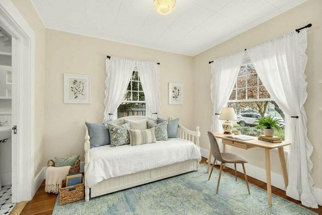 131 4th Street, Ashland, OR 97520