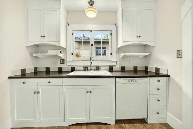 131 4th Street, Ashland, OR 97520