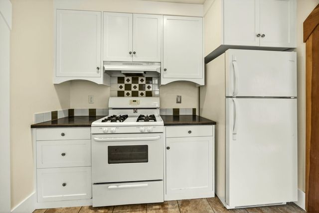 131 4th Street, Ashland, OR 97520