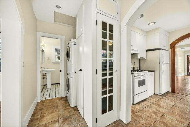 131 4th Street, Ashland, OR 97520