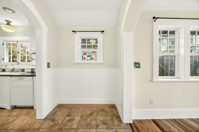 131 4th Street, Ashland, OR 97520