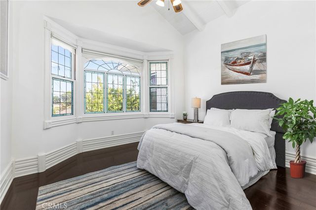 1919 Santa Ana, Costa Mesa, CA 92627