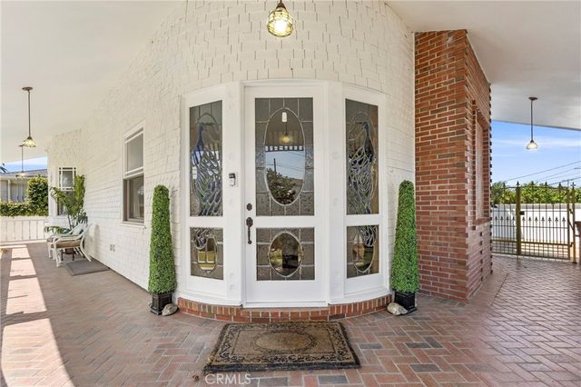 1919 Santa Ana, Costa Mesa, CA 92627
