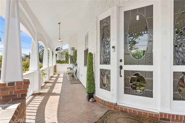1919 Santa Ana, Costa Mesa, CA 92627