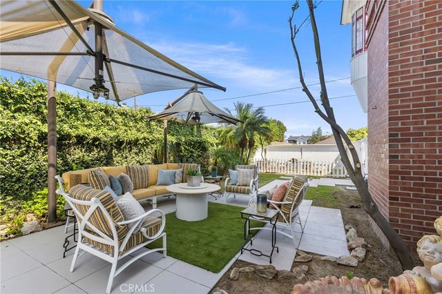 1919 Santa Ana, Costa Mesa, CA 92627