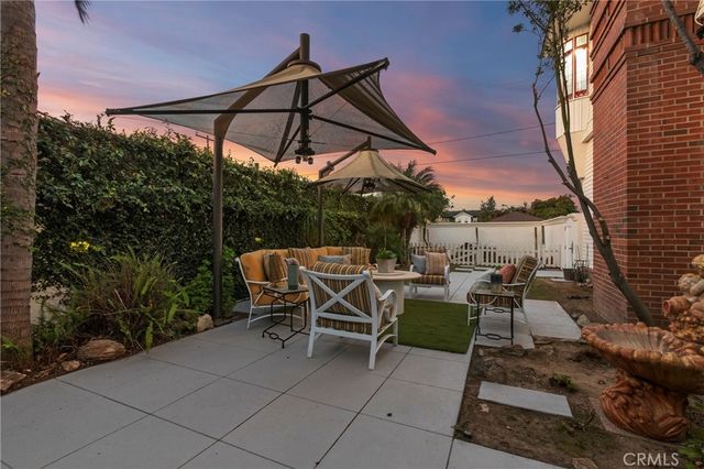 1919 Santa Ana, Costa Mesa, CA 92627