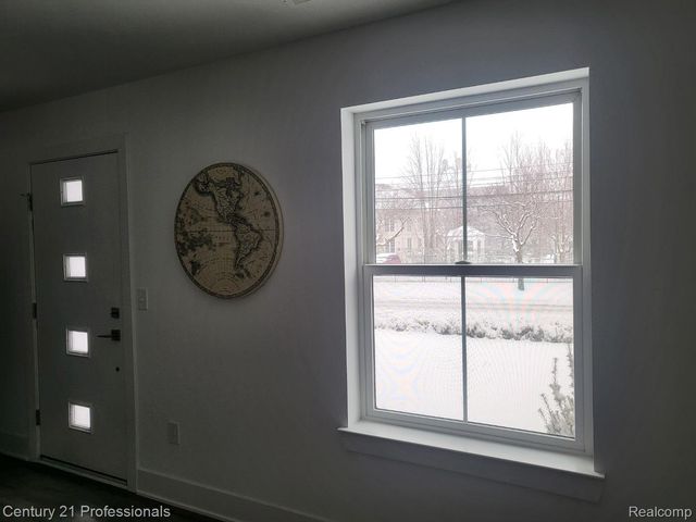 2917 Summers Place, Troy, MI 48084