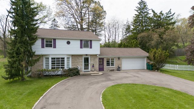 1734 Greenbriar Drive, Portage, MI 49024