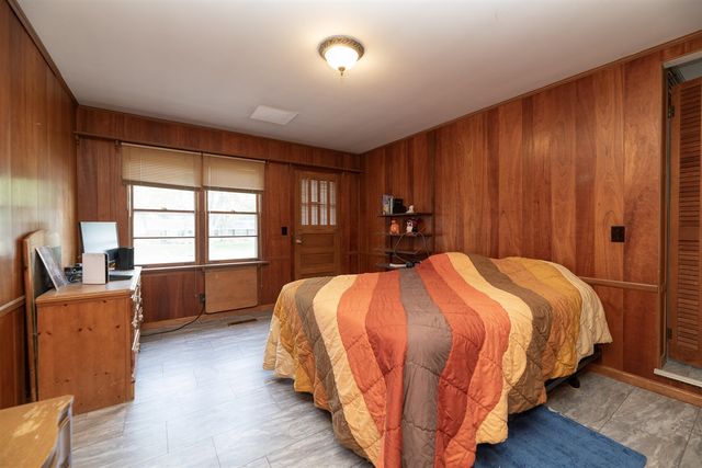 1734 Greenbriar Drive, Portage, MI 49024