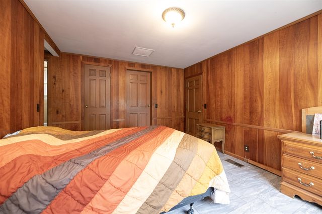 1734 Greenbriar Drive, Portage, MI 49024